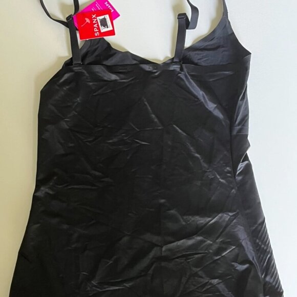 NWT SPANX SPANXshape Invisible Cami in Very Black Size Medium - Picture 3 of 4